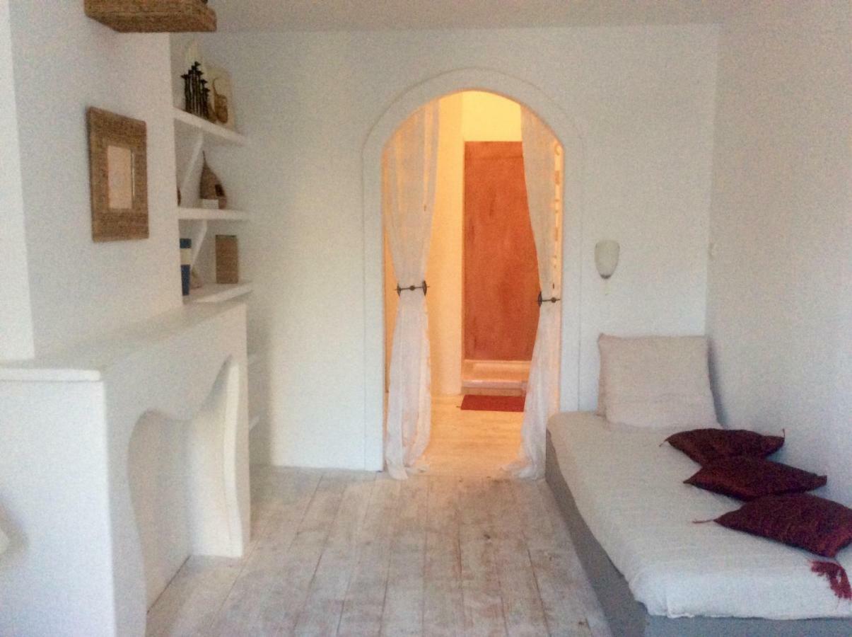 La Planque Bed & Breakfast Груисан Екстериор снимка